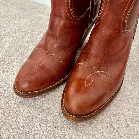 Cobbies Women's Brown Leather Cowboy Boots - Picture 3 of 5